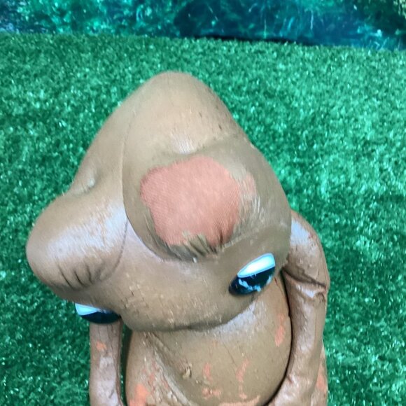 Kamar Original Vintage 1982 E.T. Plush Toy Collectible Doll - Picture 4 of 11